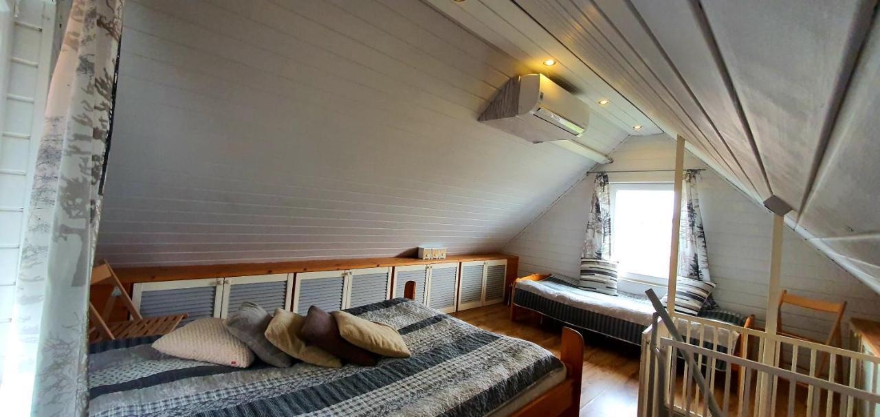 Wolnostojacy Dom Na Duzym Prywatnym Terenie Villa Lubin  Buitenkant foto